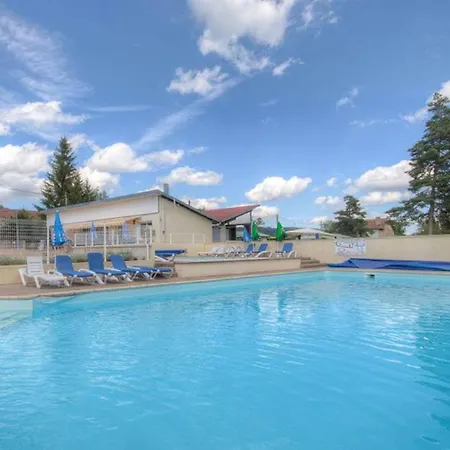 Camping 3 Avec Terrasse - Parfait Pour 6 Personnes - Api-1-52-991